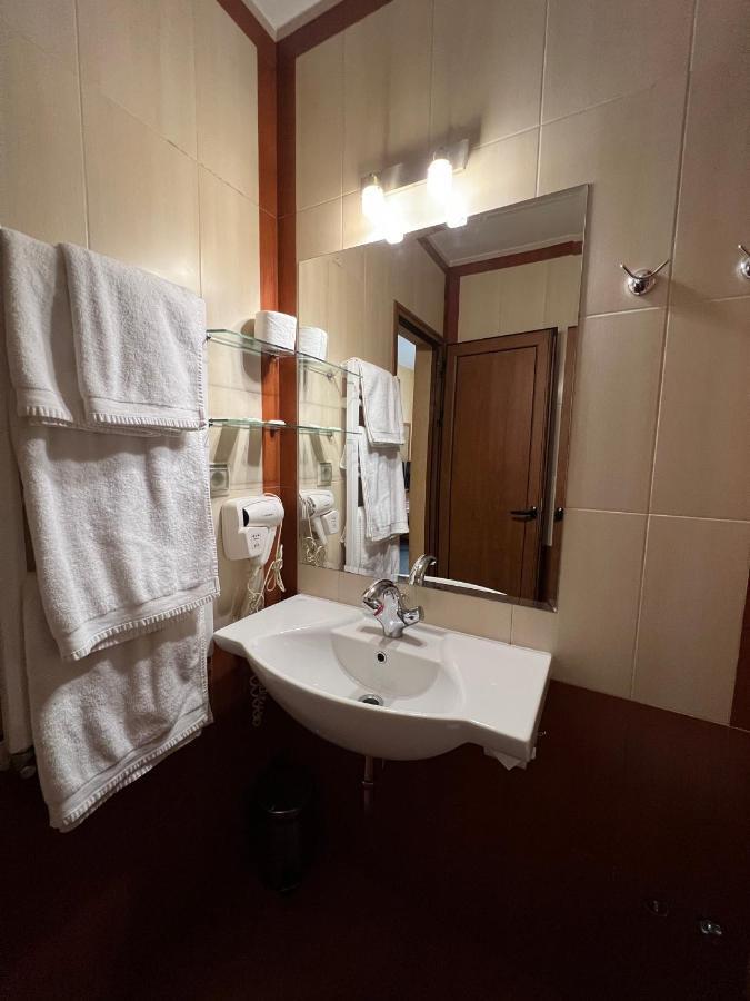 Hotel 007